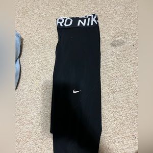 Woman’s Nike leggings